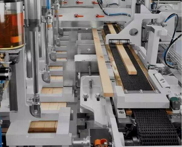 WEINIG automatic finger-joint line